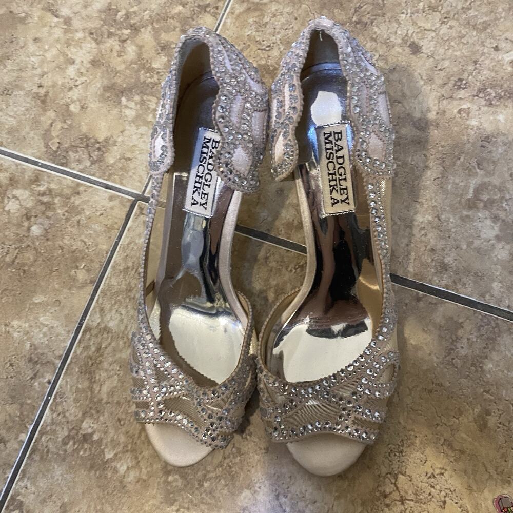 BHLDN Badgley Mischka Marla Peep Heels Embellished Nude Peep toe Pumps Size 6.5 - Picture 5 of 9